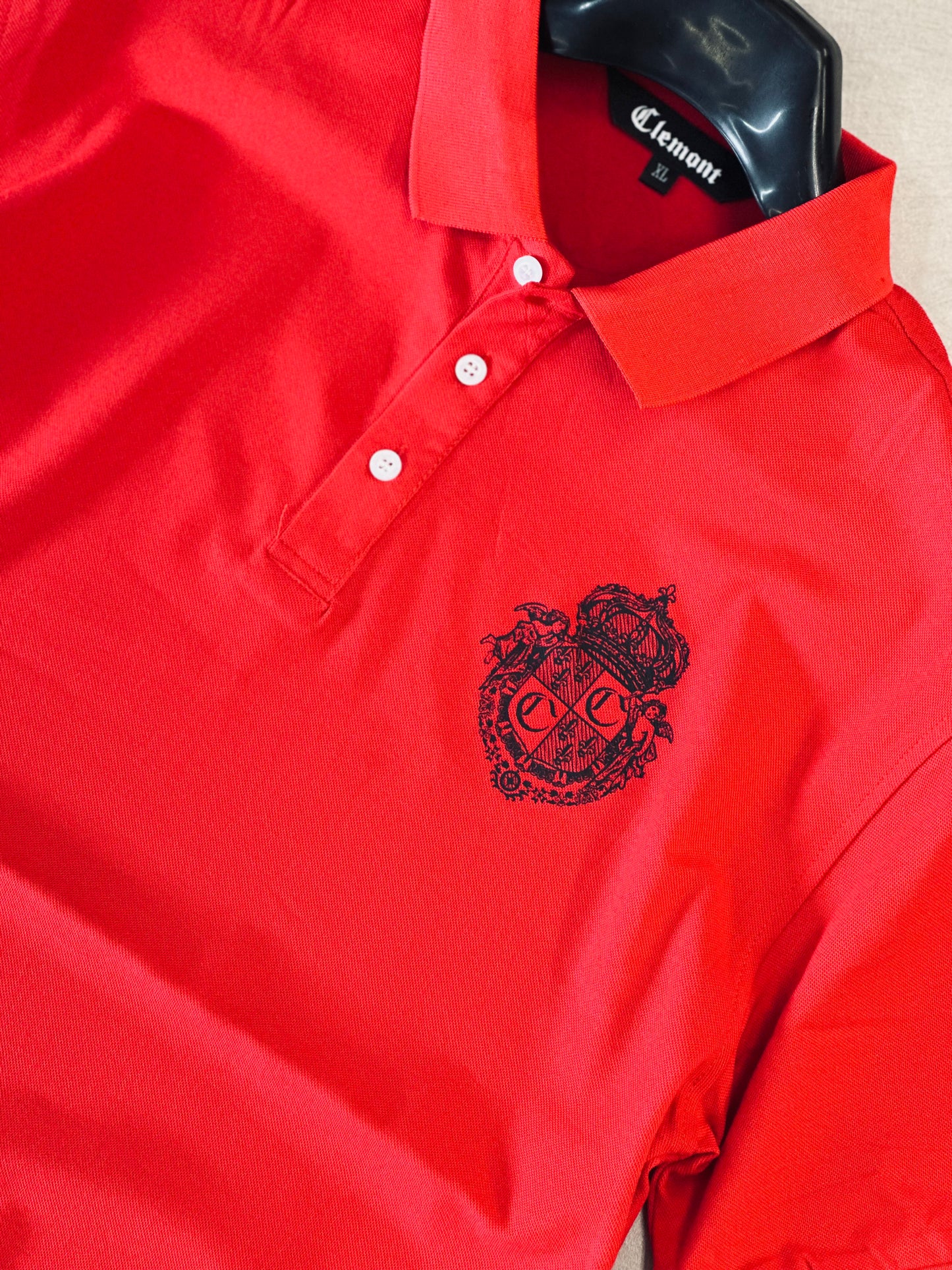 CAMISETA POLO CLE ROJA ESCUDO ROJO