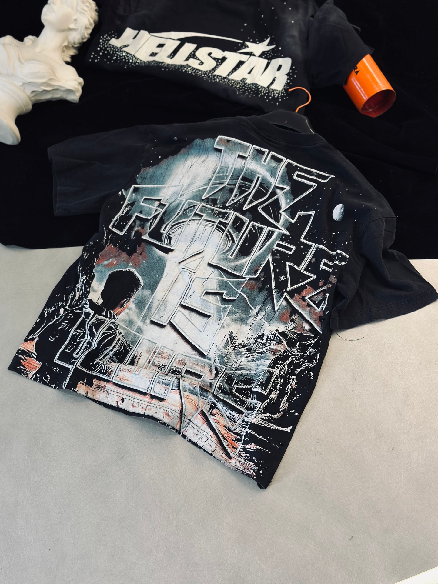 CAMISETA OVERSIZE HEL GRIS SPACETOUR  ROSTRO