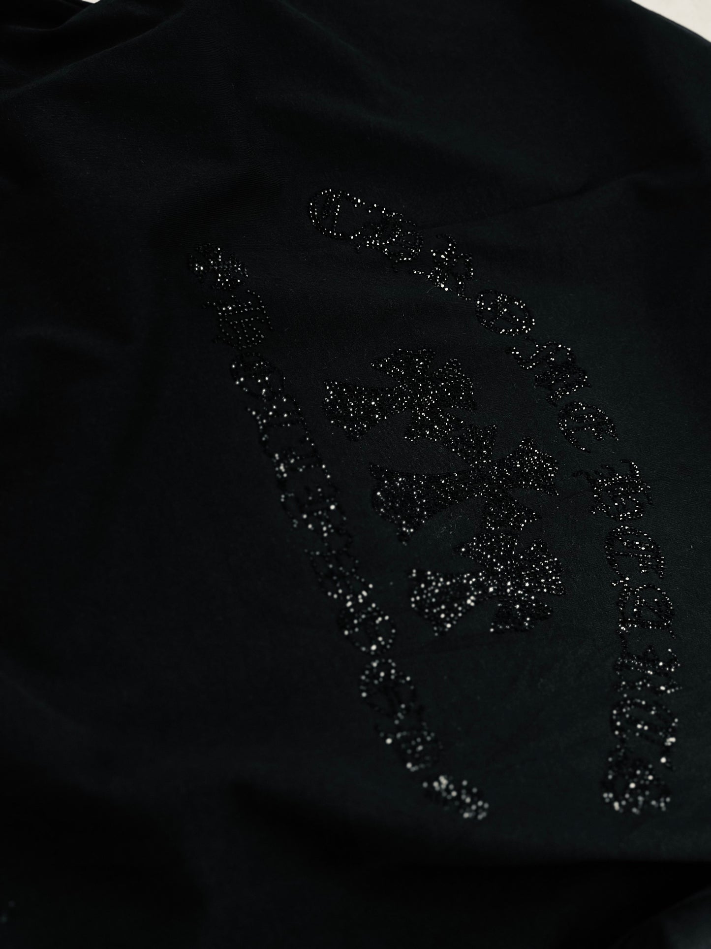 CAMISETA OVERSIZE CHR NEGRA 3 CRUCES RHINESTONE NEGRO