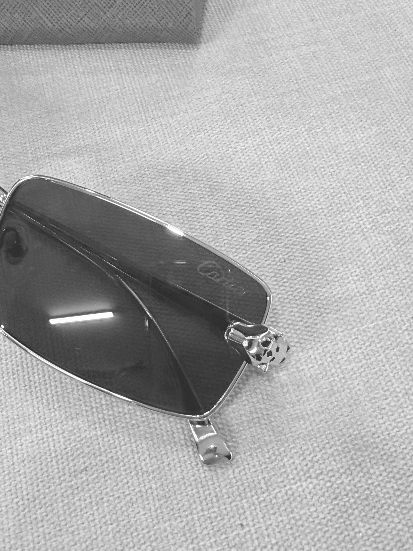 GAFA CAR DORADA LENTE NEGRO PANTERA LADOS