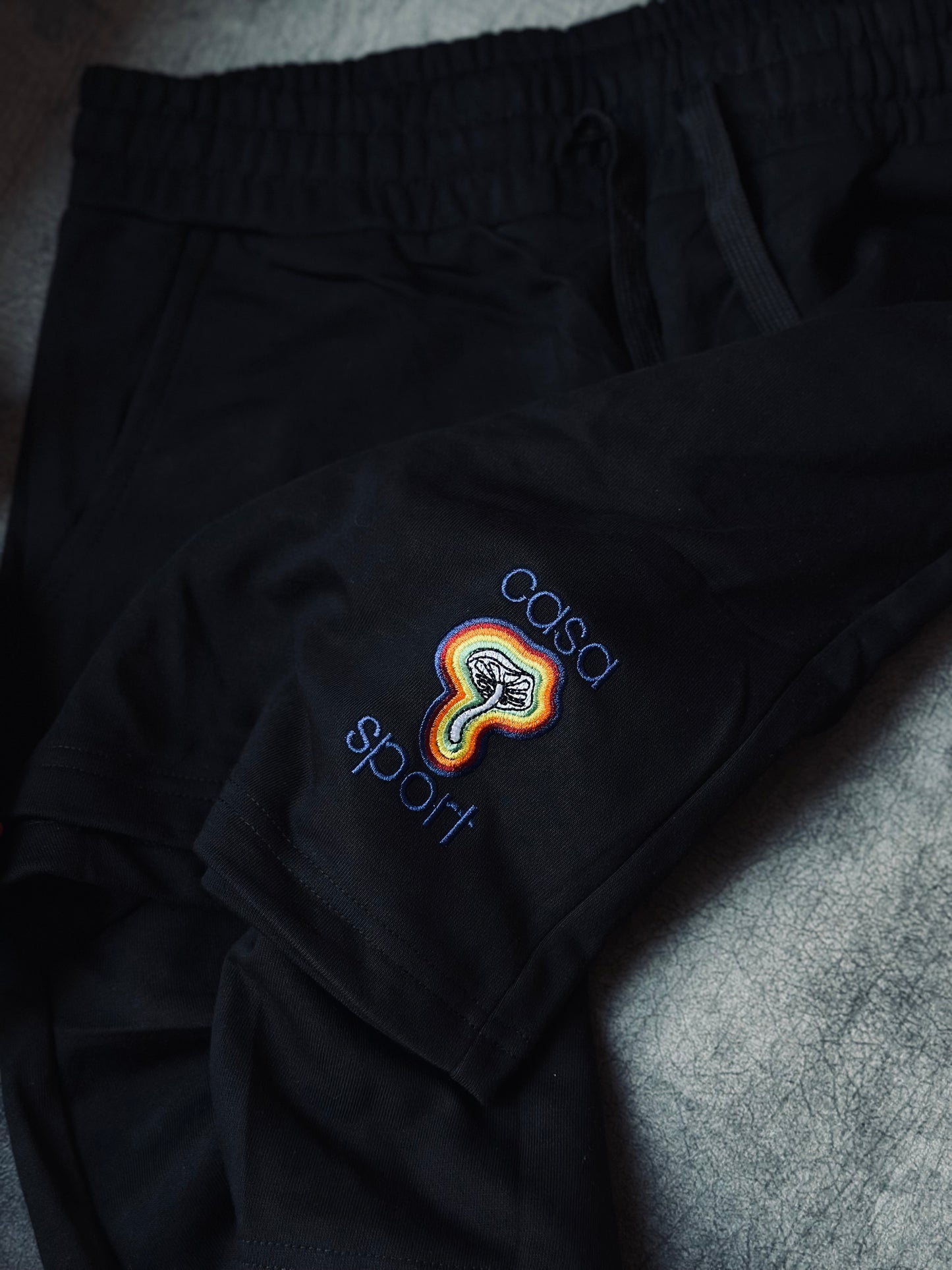 PANTALONETA CAS NEGRA HONGO COLORES