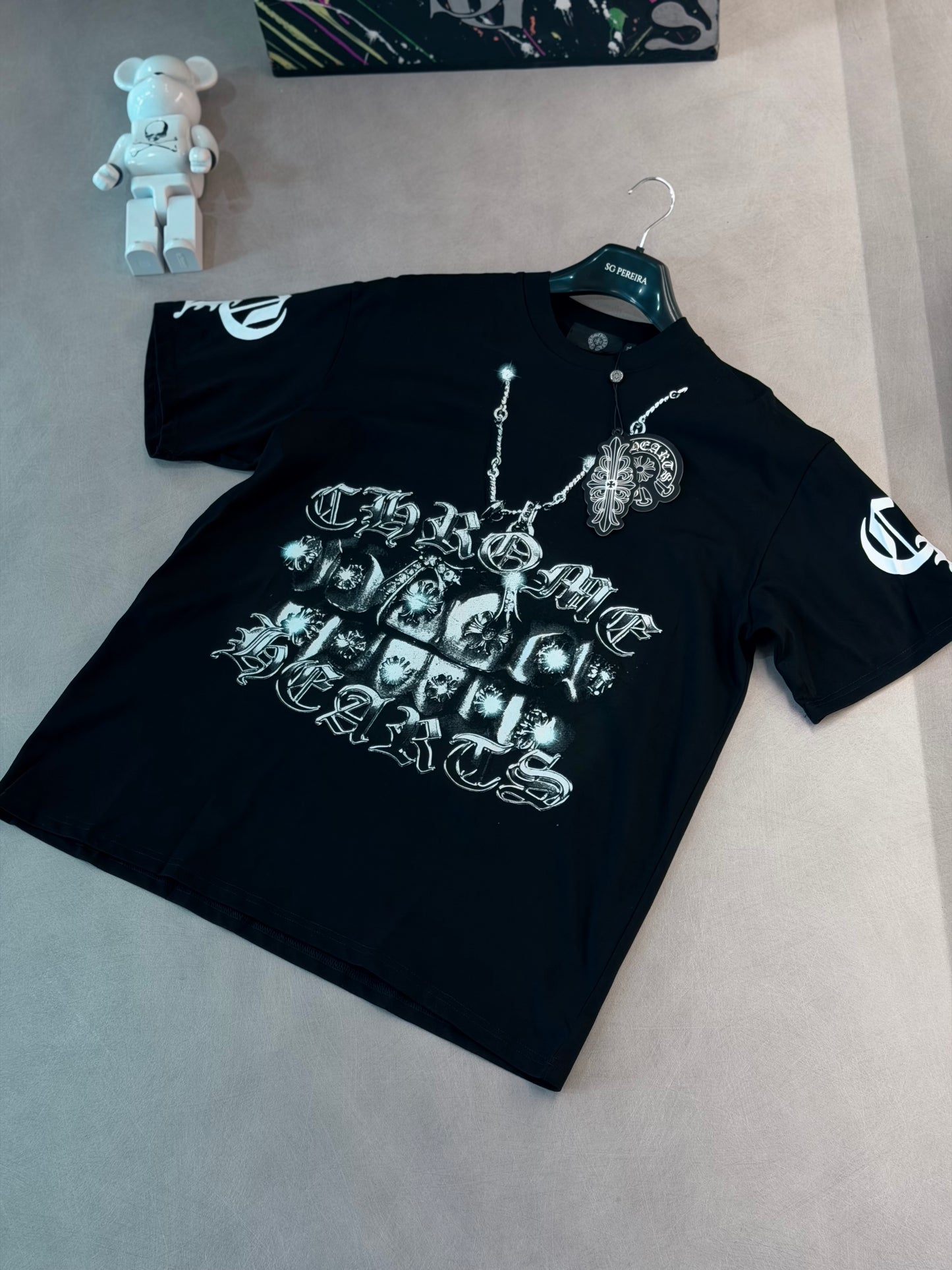 CAMISETA OVERSIZE CHR NEGRA CADENA DIENTES