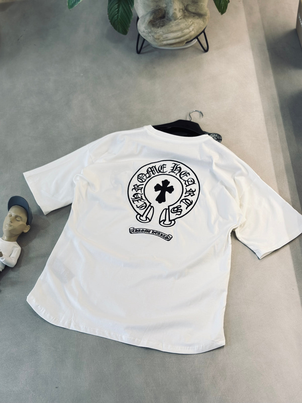 CAMISETA OVERSIZE CHR BLANCA CRUZ CUERINA