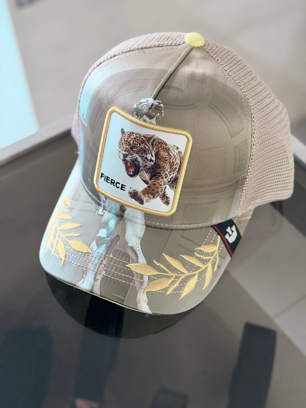GORRA GOO CAFÉ ESCULTURA TIGRE