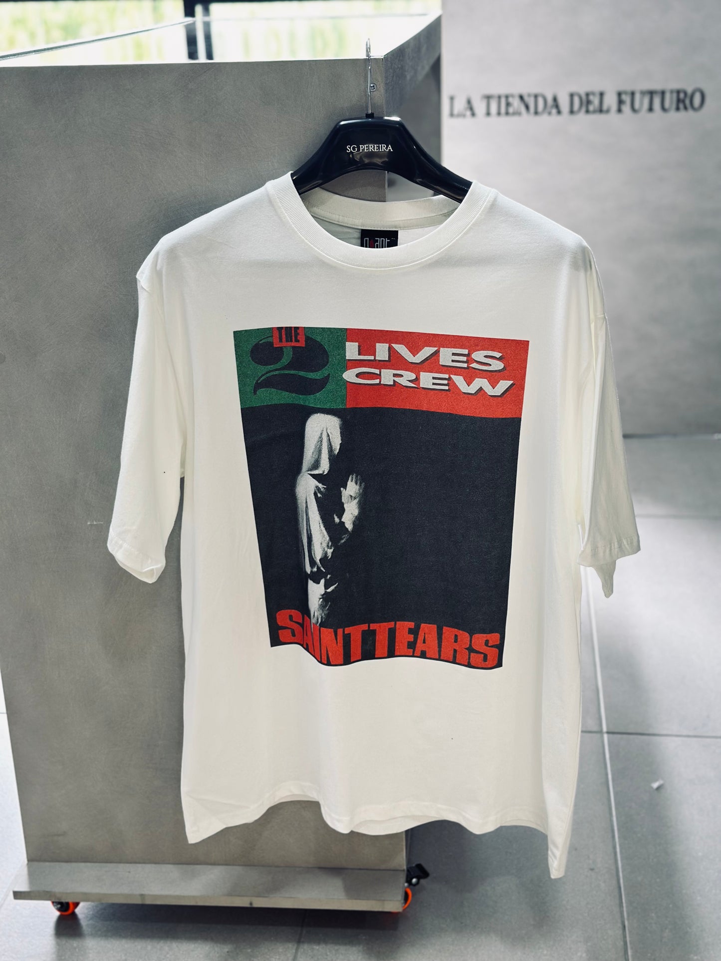 CAMISETA OVERSIZE SAIN BLANCA LIVES CREWS