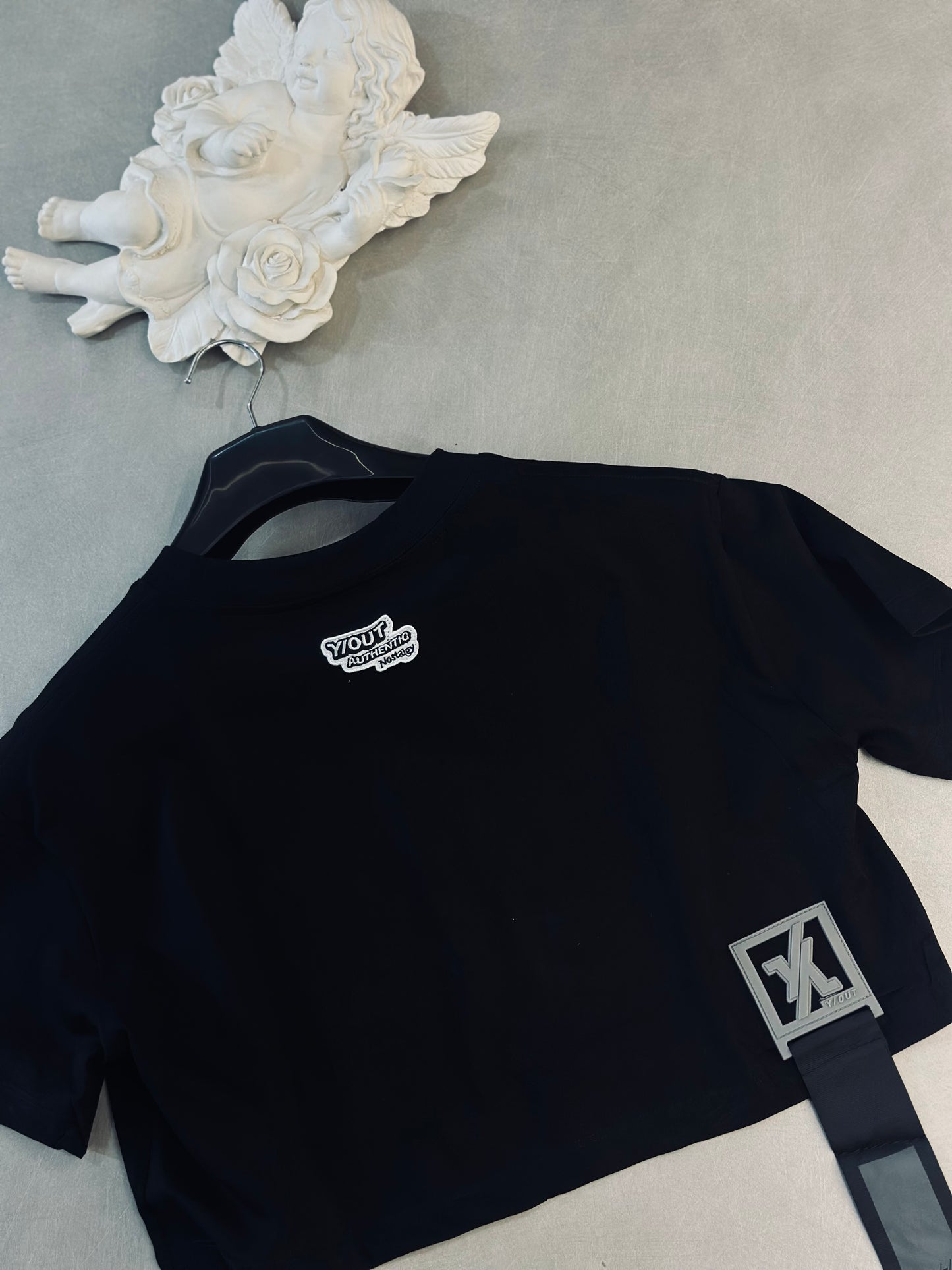 CROPTOP OVERSIZE YOU NEGRA "Y/O" BLANCO