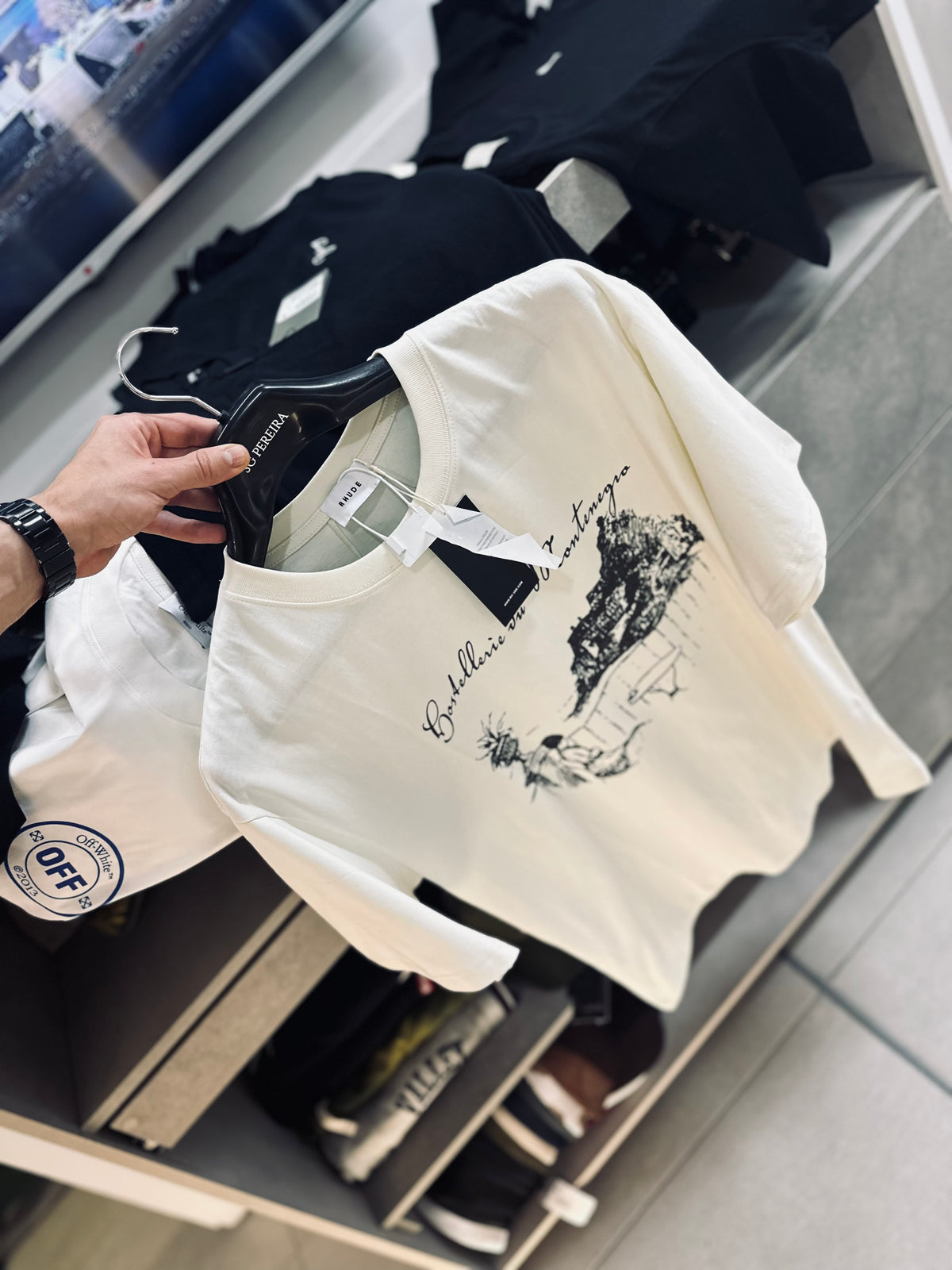 CAMISETA OVERSIZE RHU BLANCA MONTENEGRO