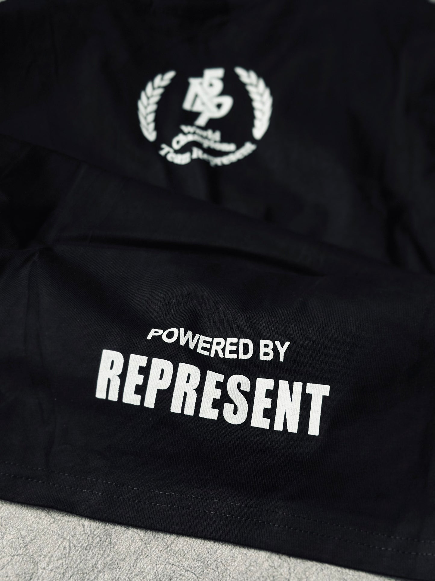 CAMISETA OVERSIZE REP NEGRA TEAM CHAMPION