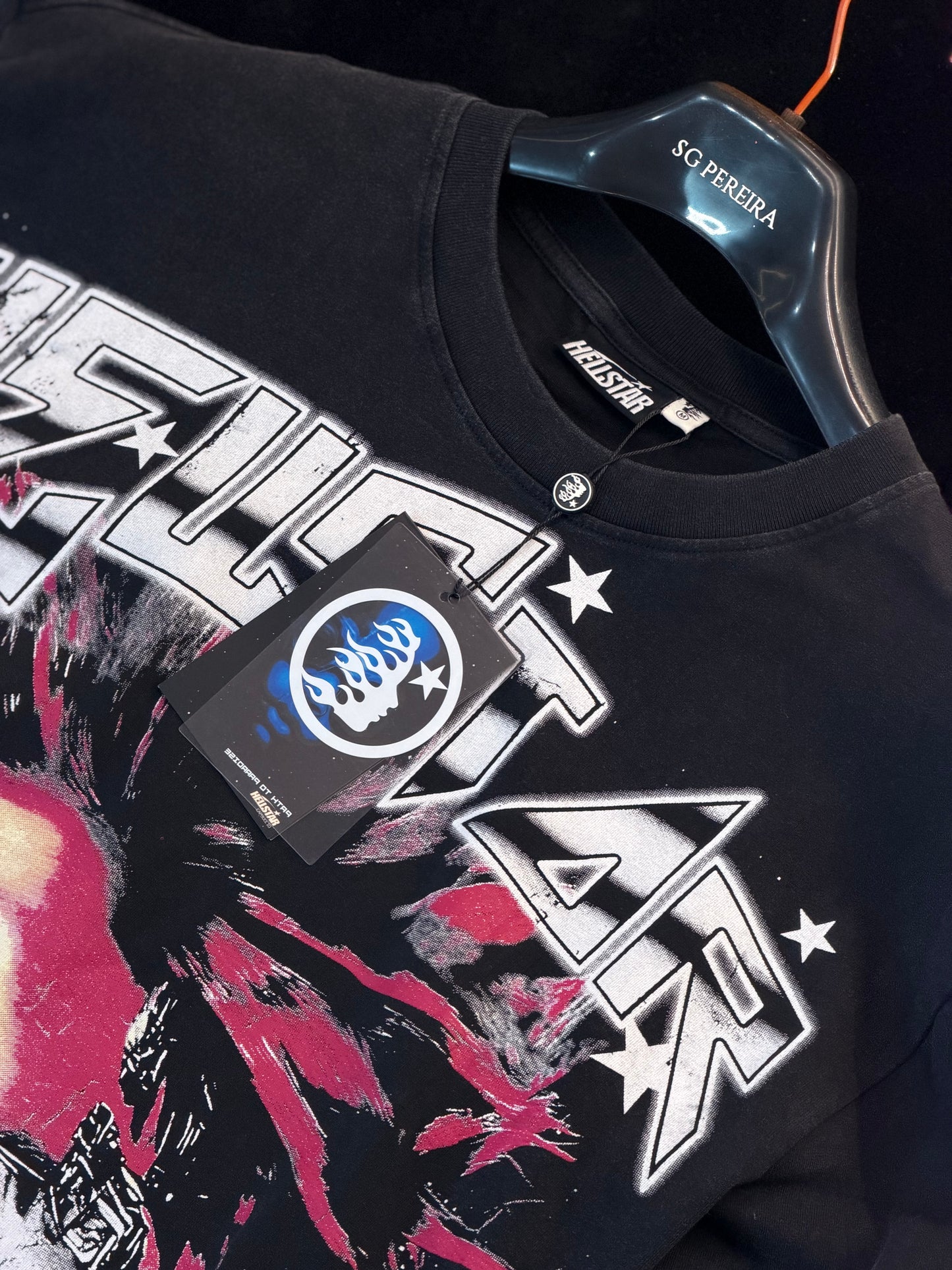 CAMISETA OVERSIZE HEL GRIS LABIOS ROJOS