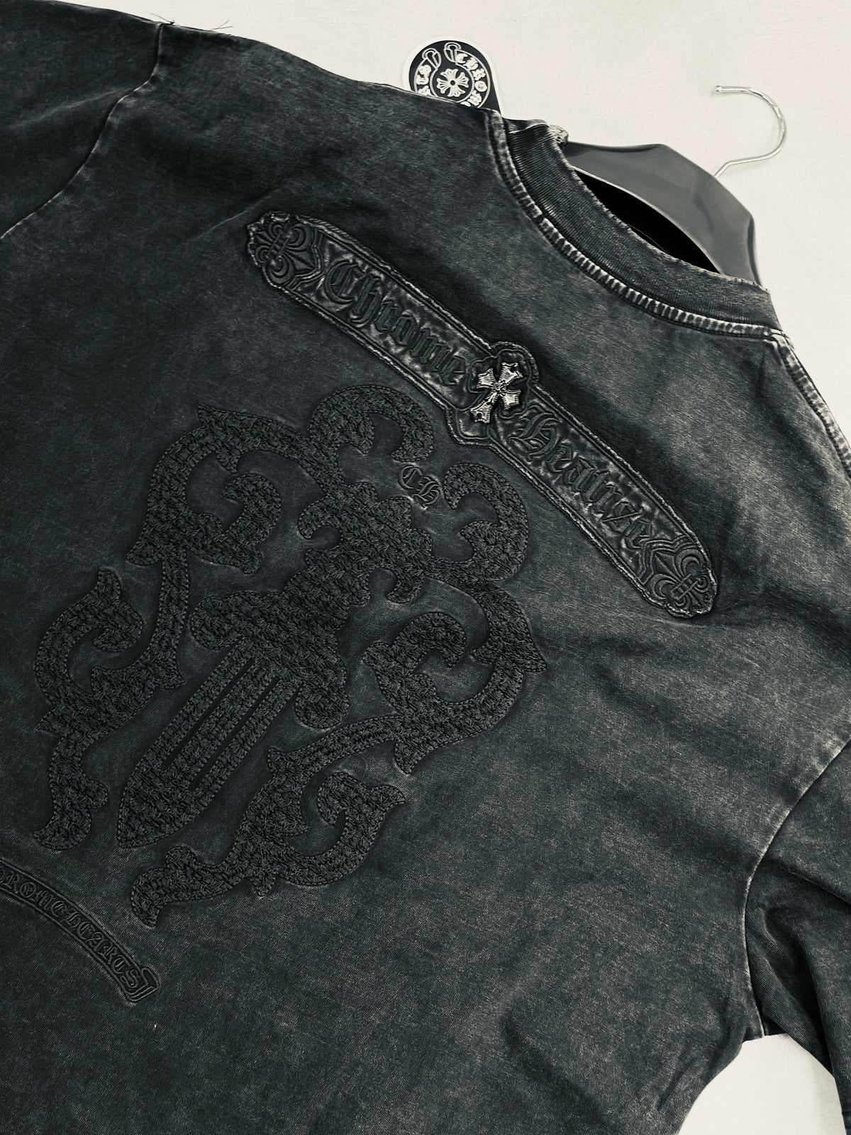 CAMISETA OVERSIZE CHR GRIS OSCURO TEJIDO GRIS OSCU