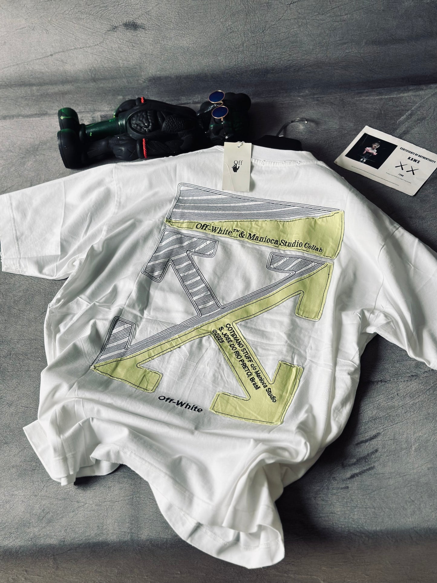 CAMISETA OVERSIZE OFF BLANCA F I E
