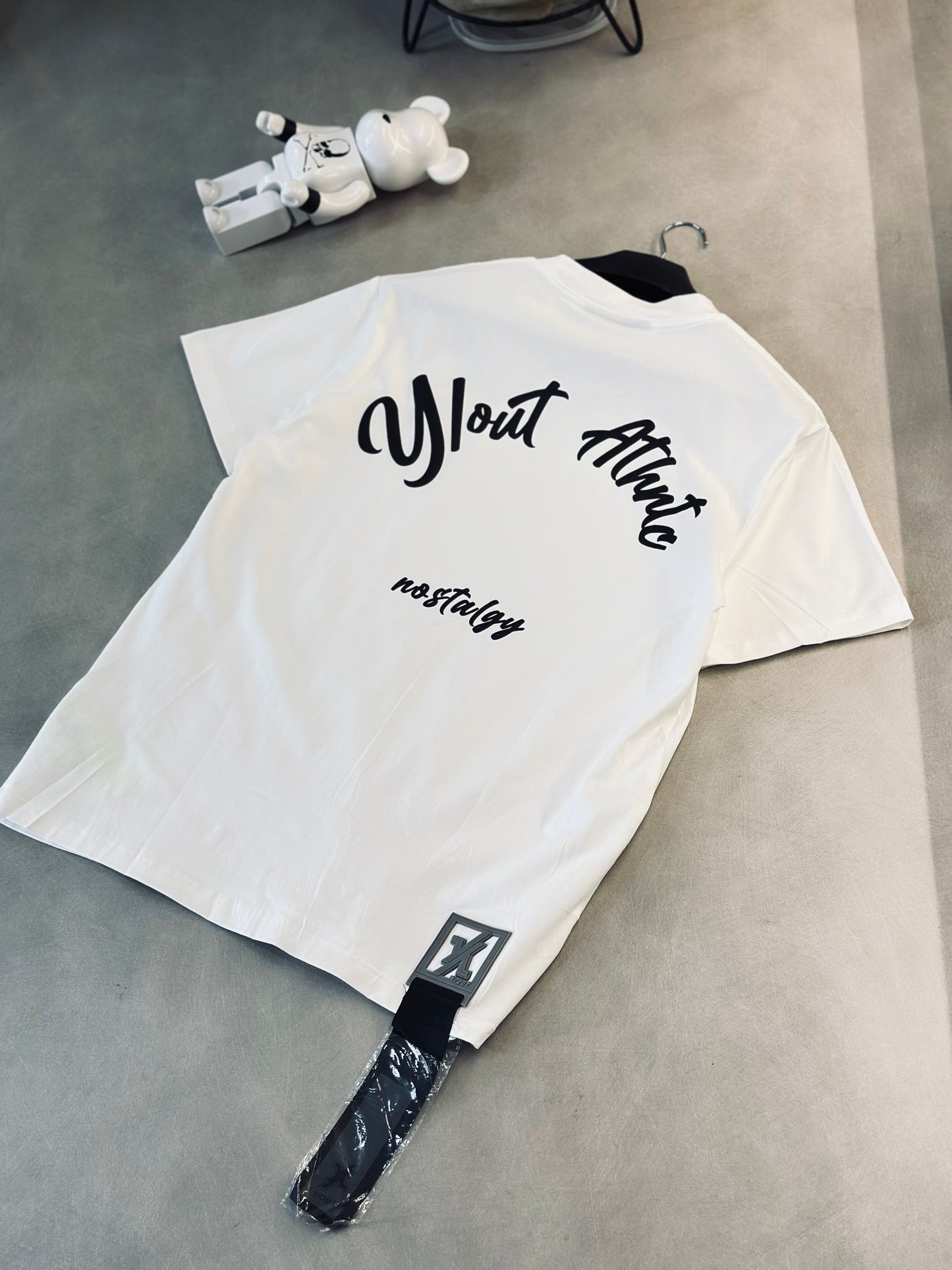 CAMISETA SLIM YOU BLANCA PERSONAS TEJIDO