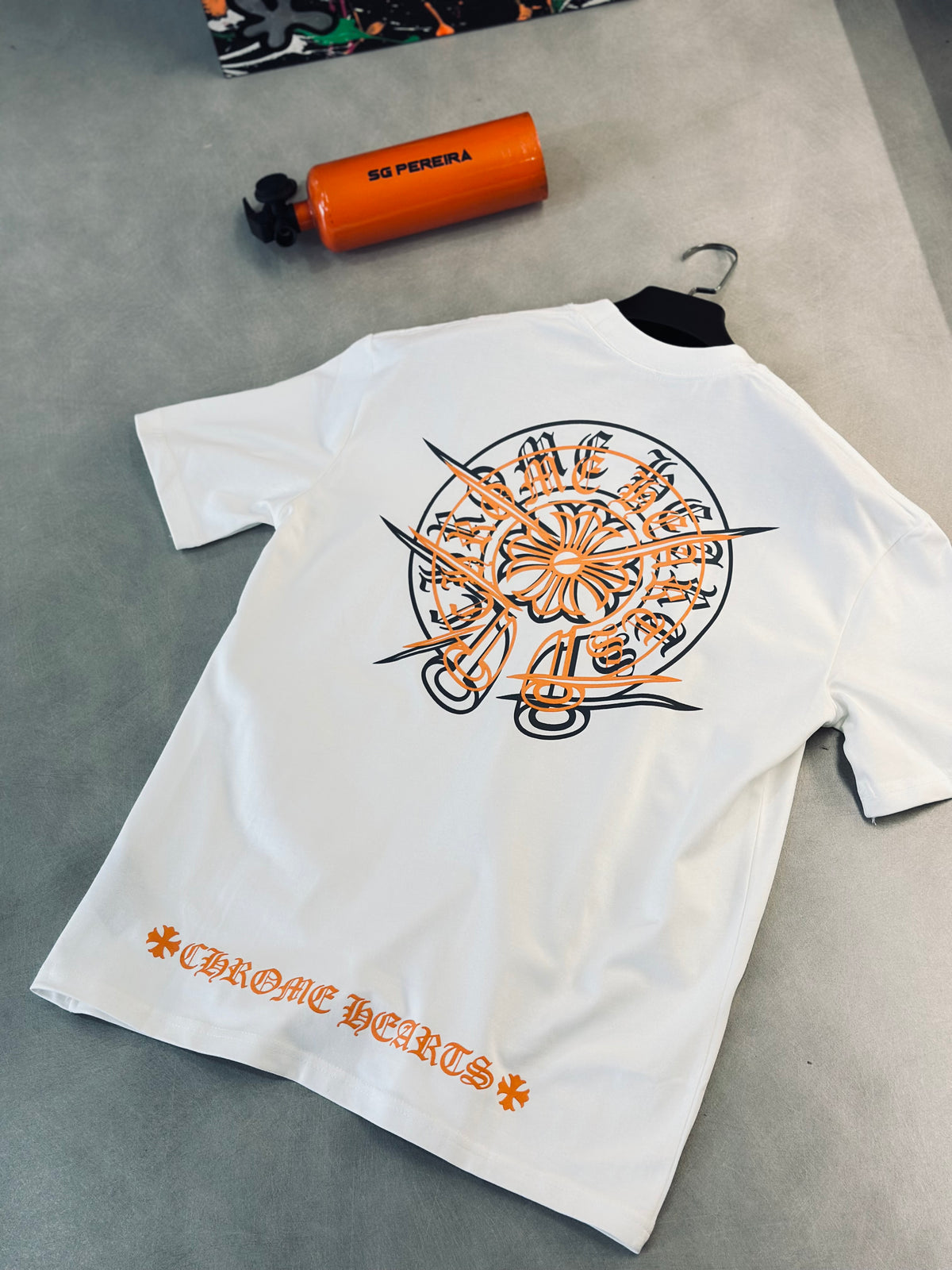 CAMISETA OVERSIZE CHR BLANCA LOGO NARANJA