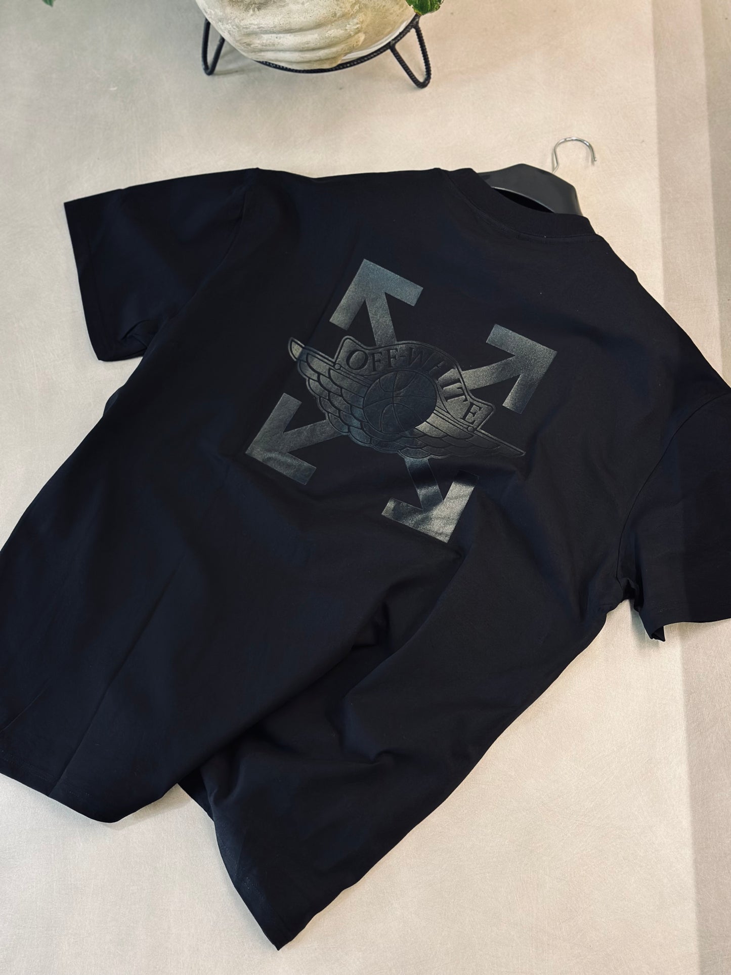 CAMISETA OVERSIZE OFF NEGRA JORDAN OFF FRONTAL