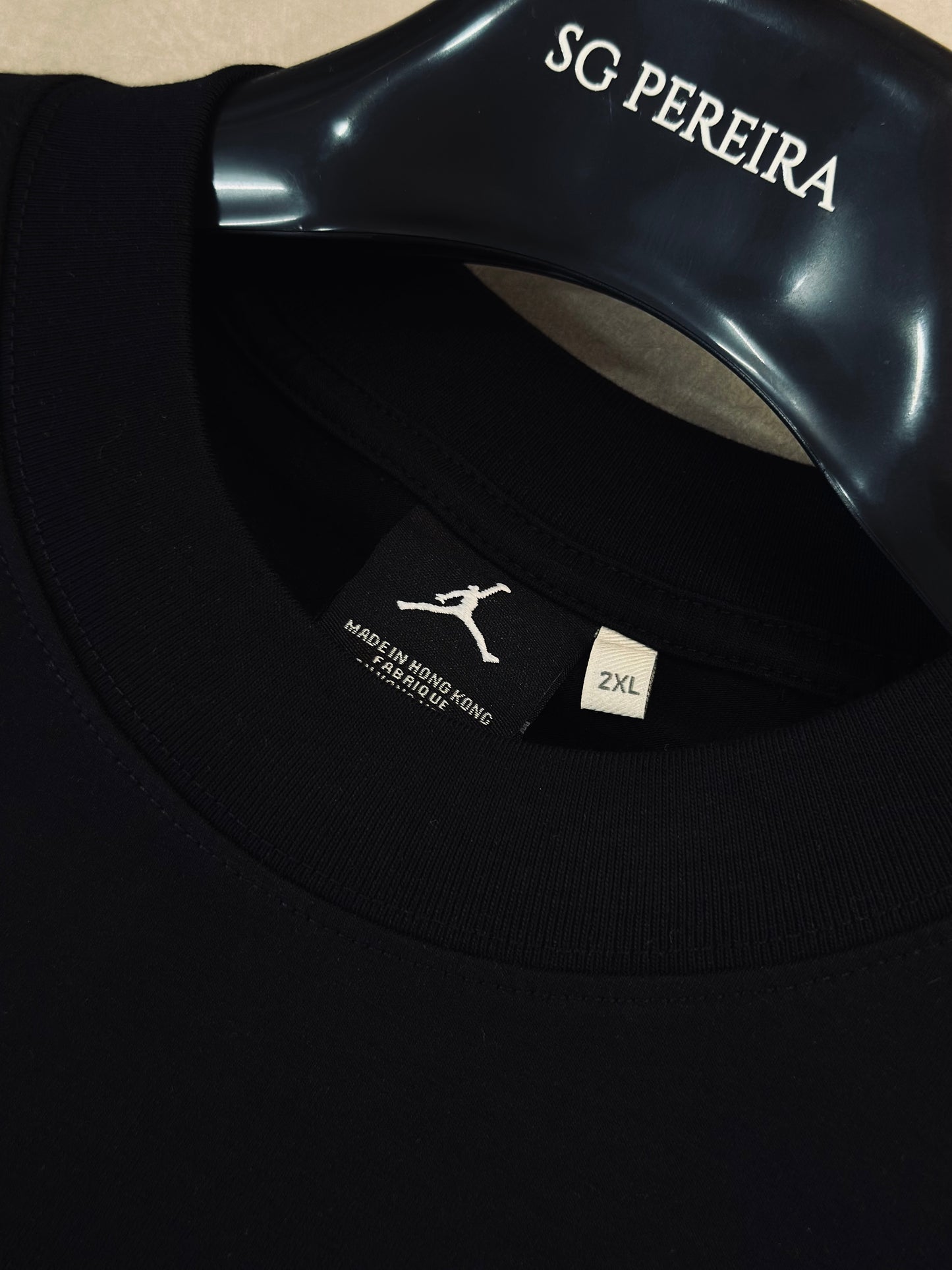 CAMISETA OVERSIZE OFF NEGRA JORDAN OFF FRONTAL