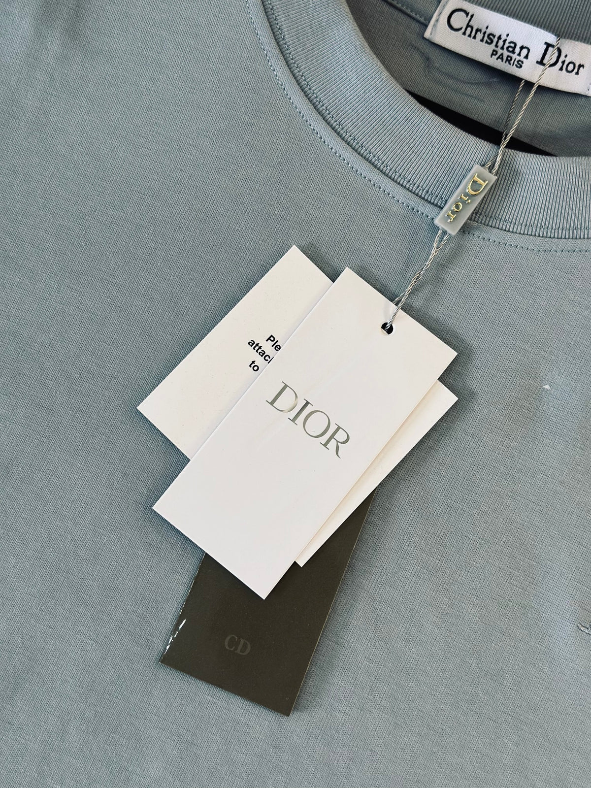 CAMISETA SLIM DIO GRIS TEJIDO GRIS