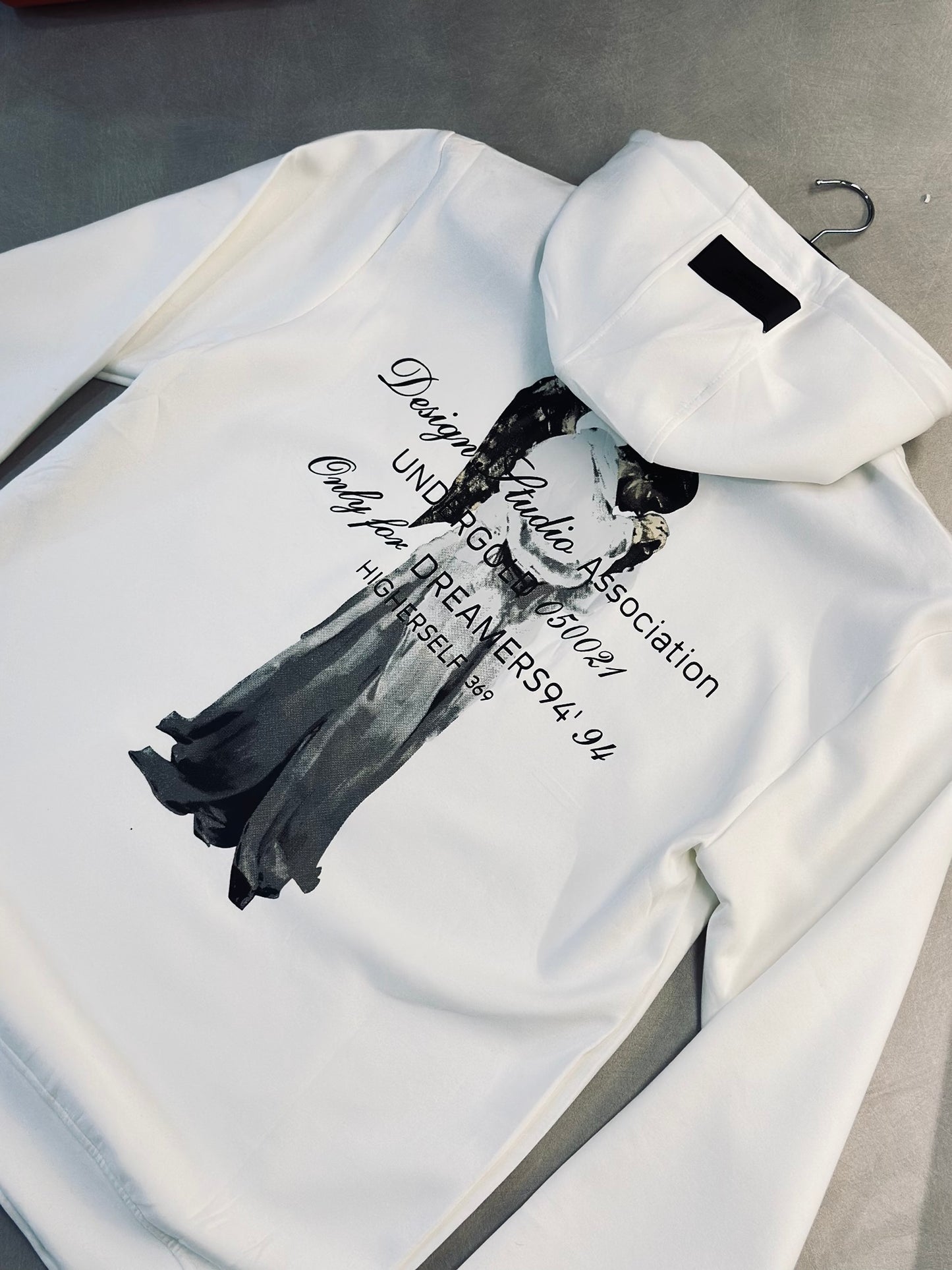 HOODIE UND BLANCO ANGEL