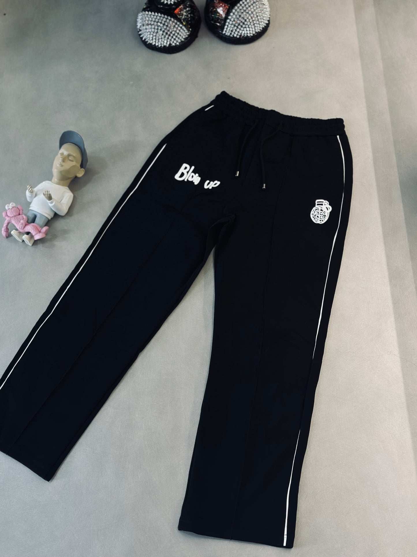 SUDADERA BLO NEGRA GRANADA BLANCA