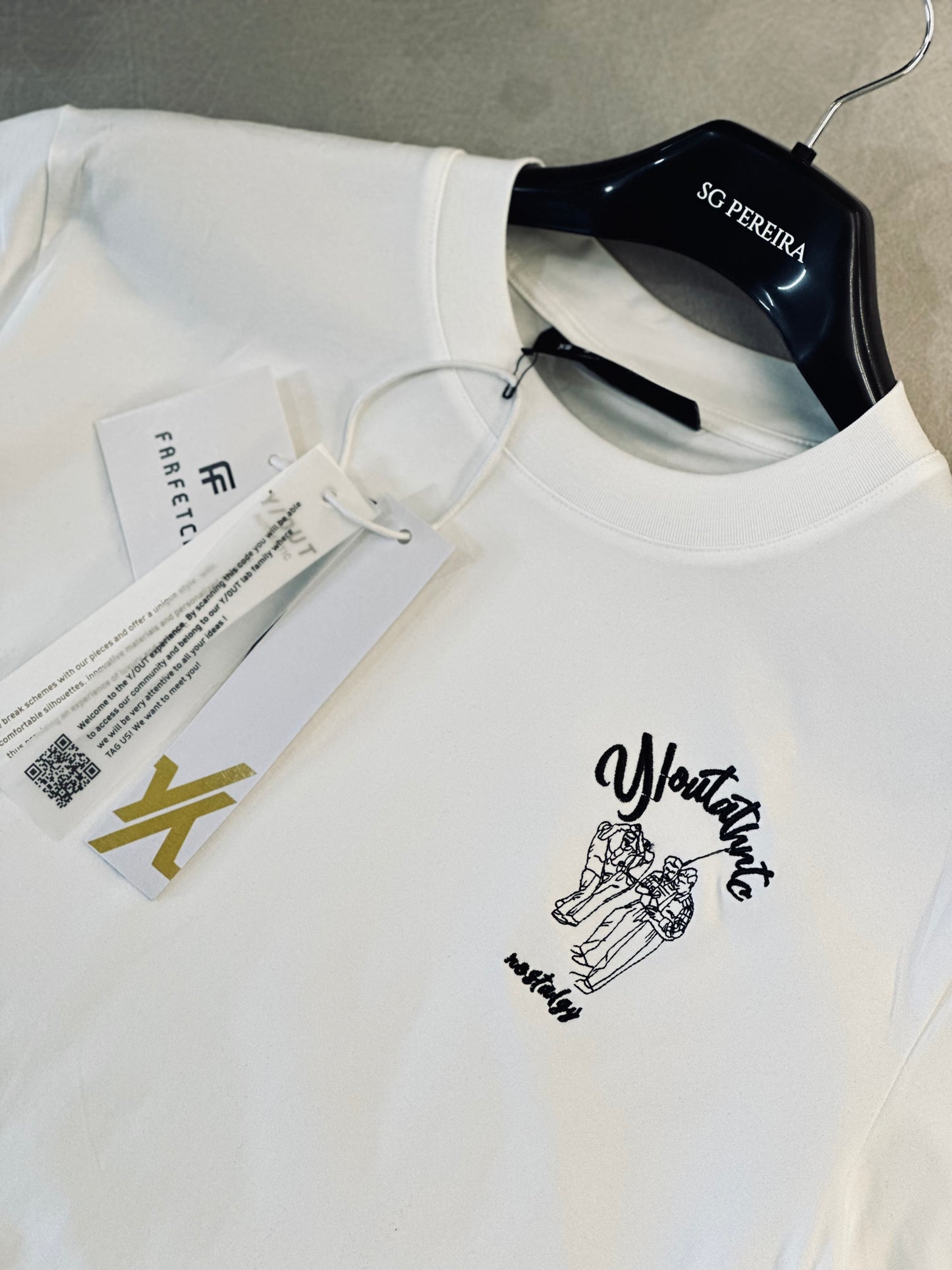 CAMISETA SLIM YOU BLANCA PERSONAS TEJIDO