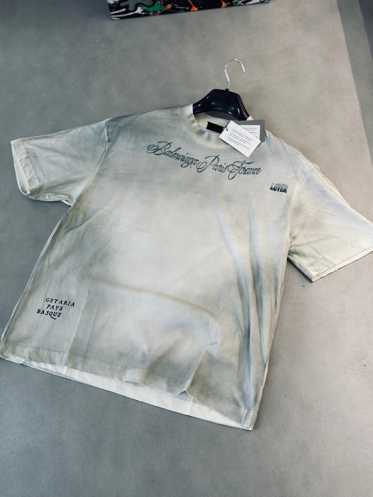 CAMISETA OVERSIZE BAL CREMA DESGASTE PARIS