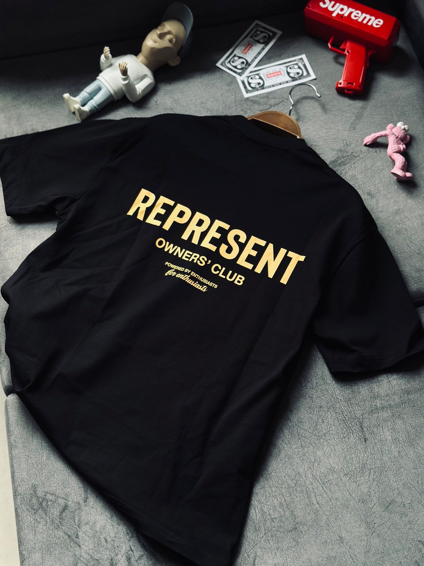 CAMISETA OVERSIZE TC REP NEGRA REPRES AMARILLO