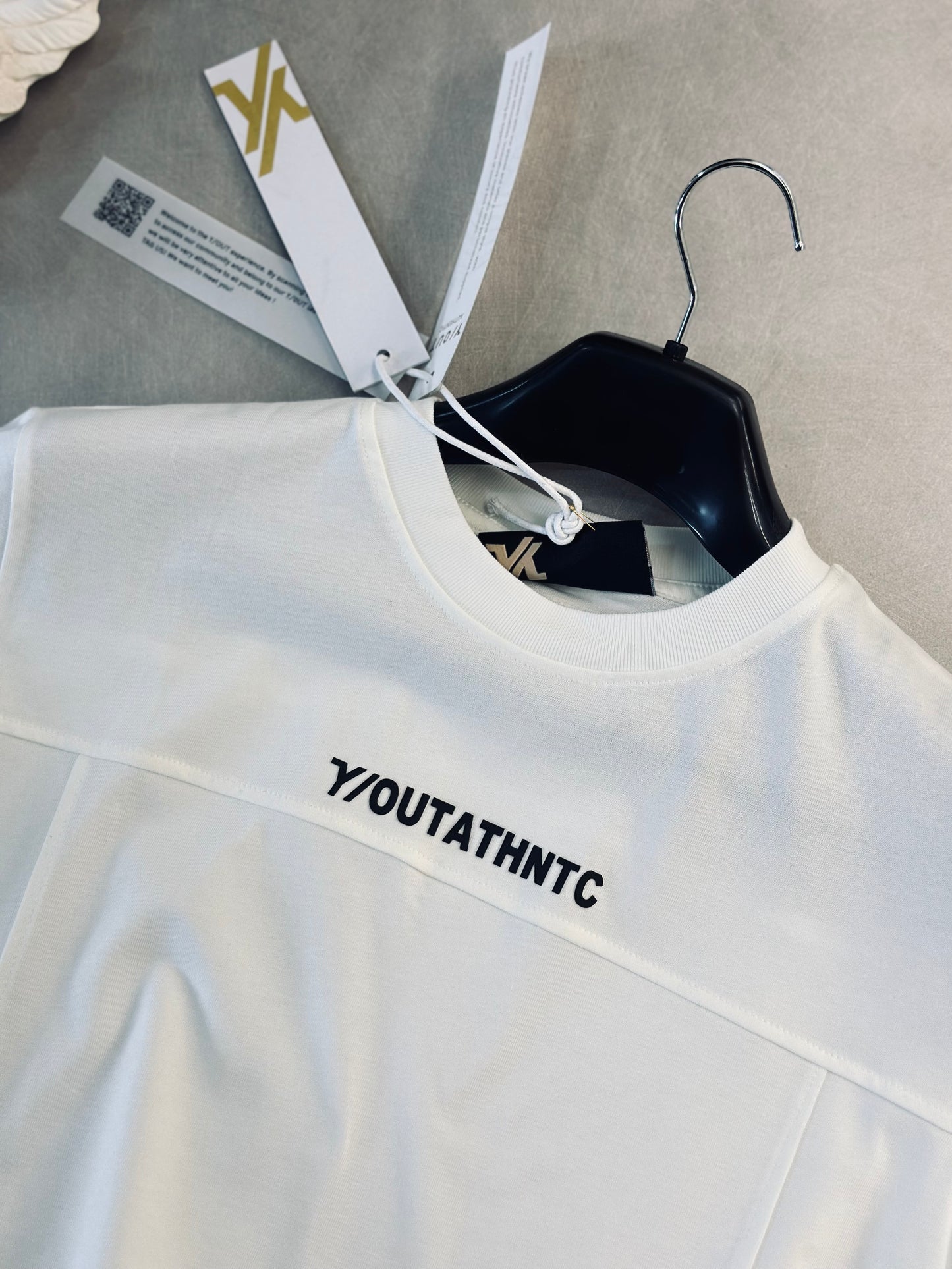 CROPTOP OVERSIZE YOU CREMA ATHNTC