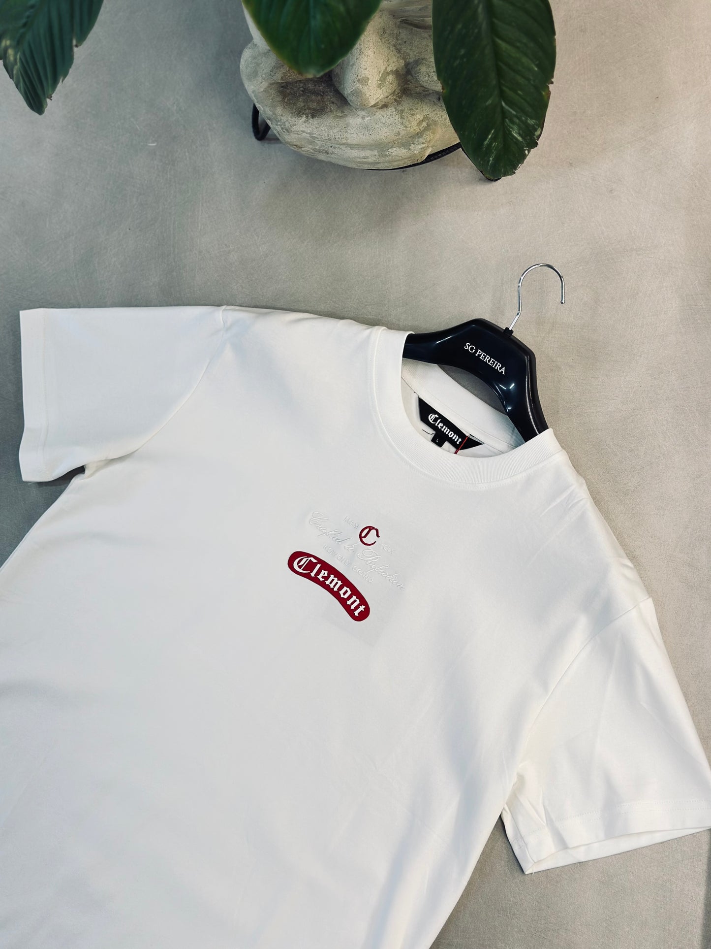 CAMISETA SLIM CLE BLANCA CLE GOMA ROJA