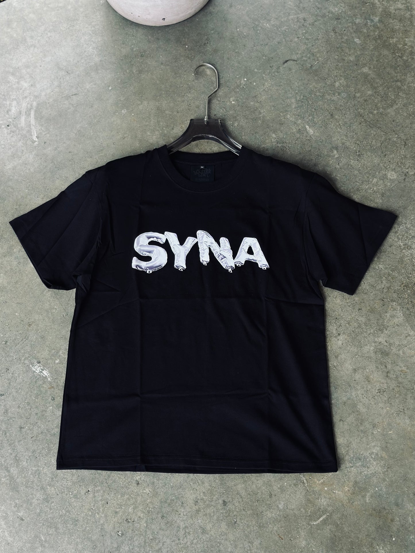 CAMISETA OVERSIZE SYN NEGRA CRISTAL BLANCO