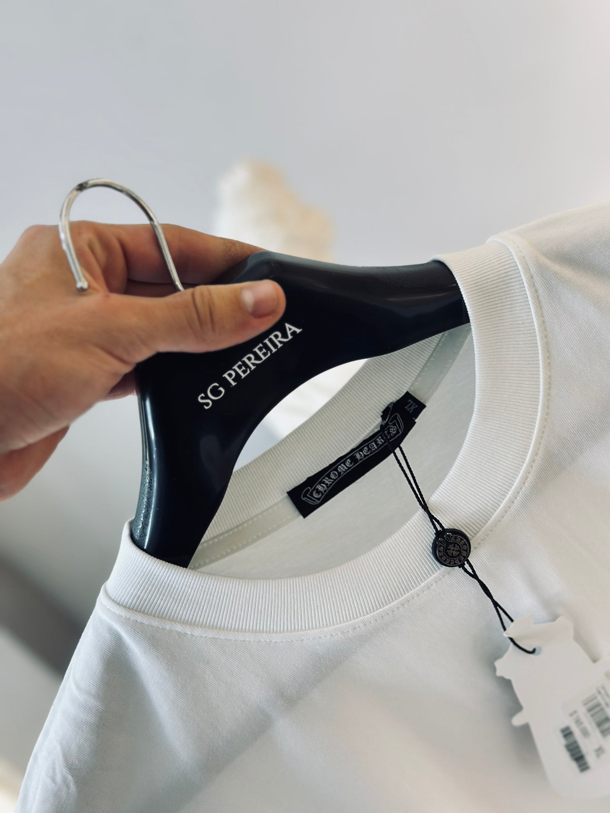 CAMISETA OVERSIZE CHR BLANCA LOGO COLORIDO