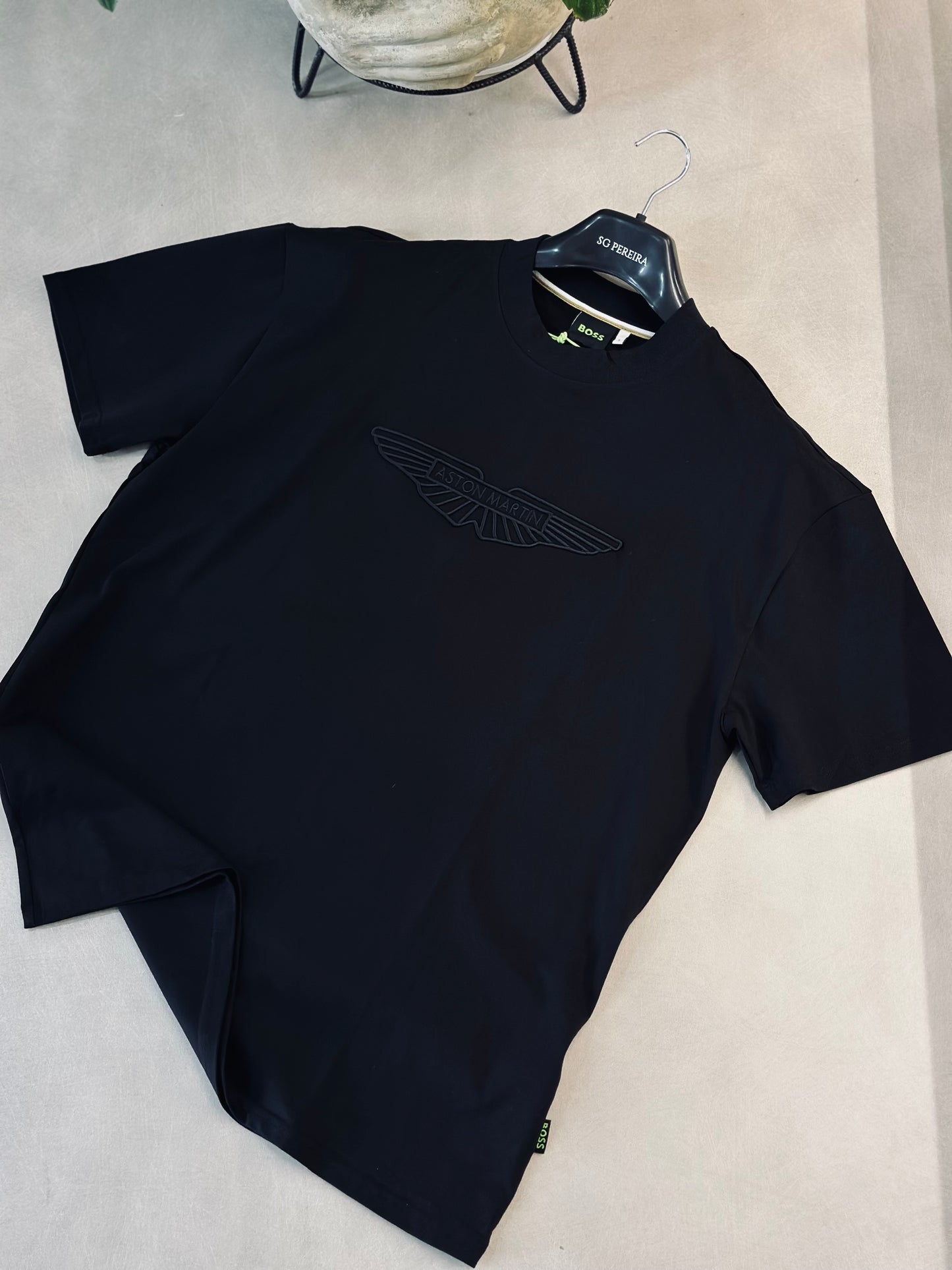 CAMISETA OVERSIZE BOS NEGRA ASTON MARTIN TEJIDO