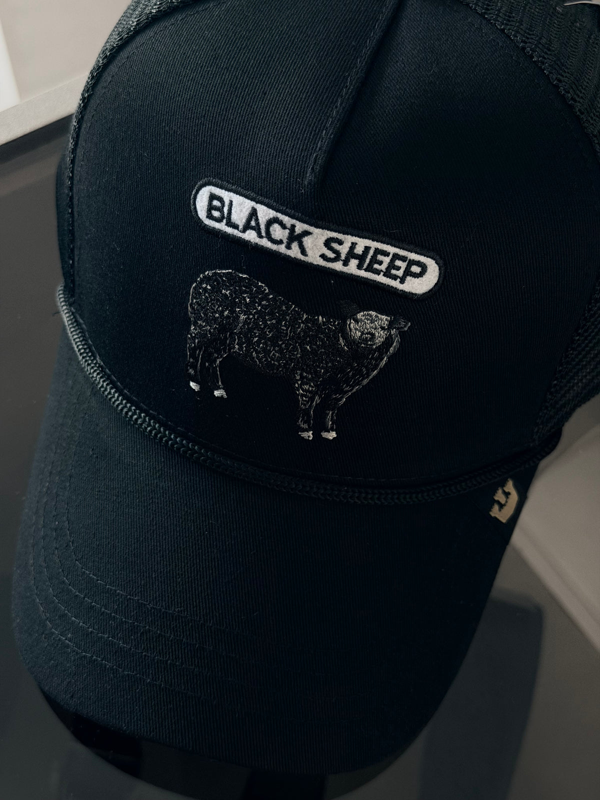 GORRA GOO NEGRA OVEJA BLACK SHEEP