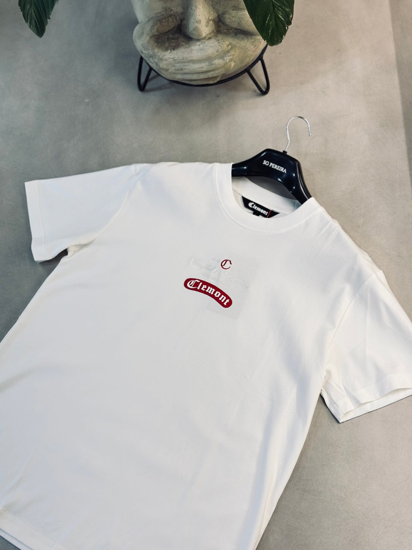 CAMISETA SLIM CLE BLANCA CLE GOMA ROJA