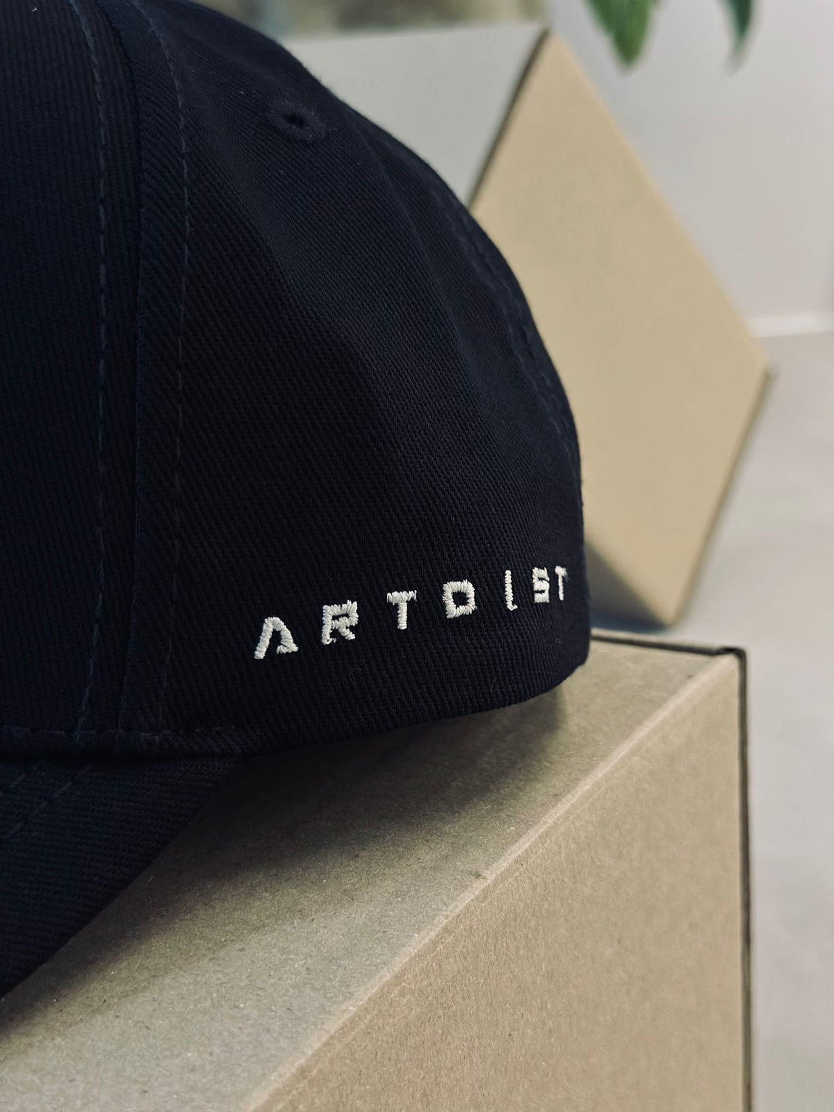 GORRA ARTD NEGRA UNUSUAL