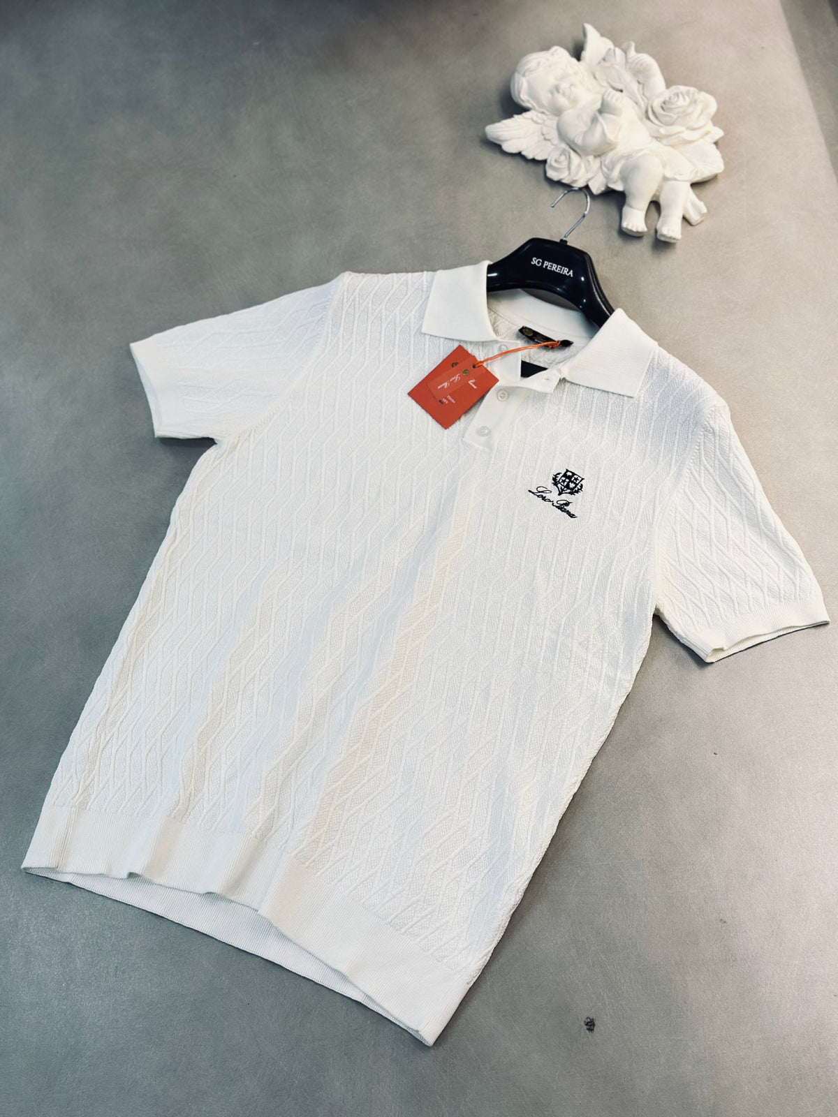 CAMISETA POLO LOR BLANCA TEJIDO LOR NEGRO