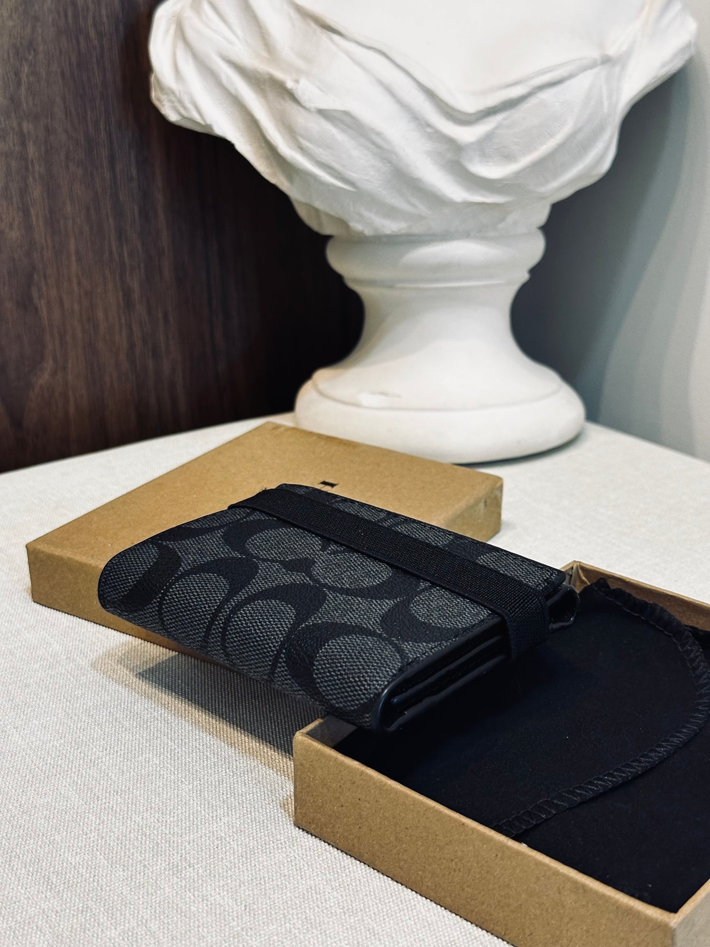 BILLETERA COA NEGRA VERTICAL C CLASICO