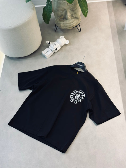 CAMISETA OVERSIZE CHR NEGRA BLES