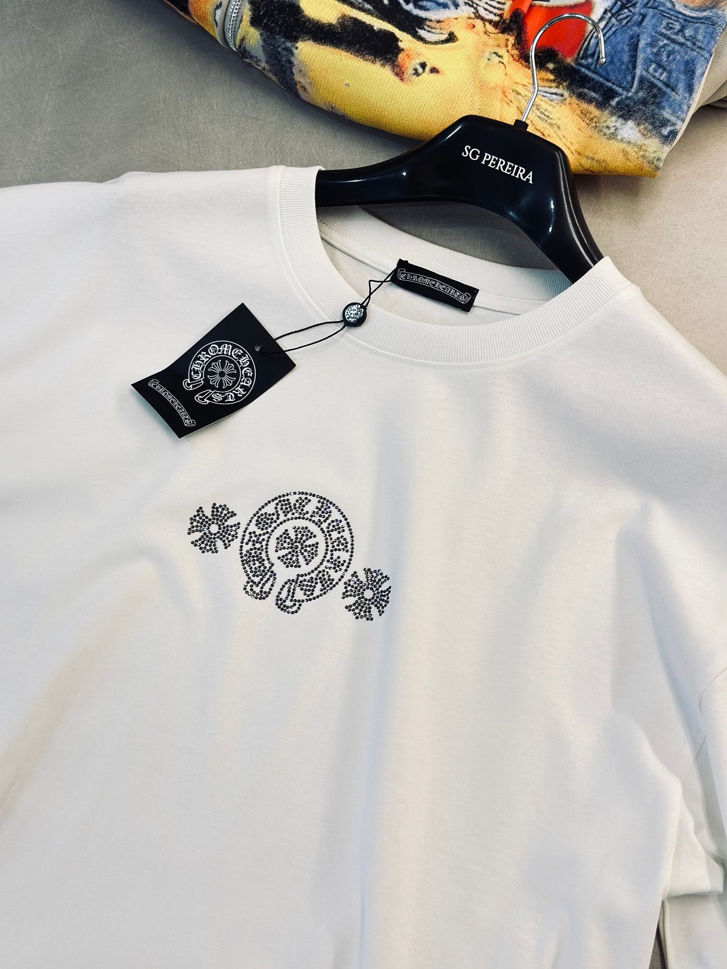 CAMISETA OVERSIZE CHR BLANCA RHINESTONE LOGO