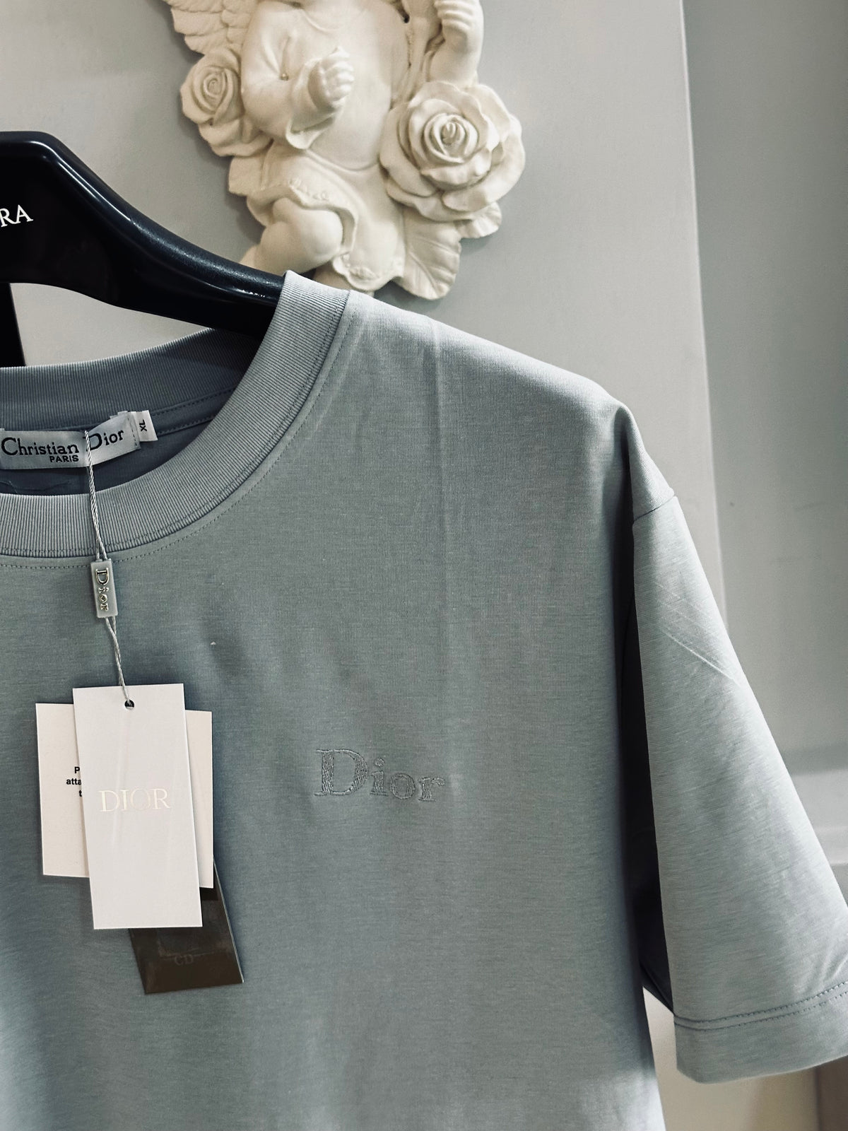 CAMISETA SLIM DIO GRIS TEJIDO GRIS
