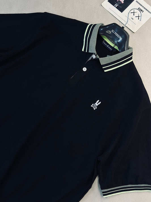 CAMISETA POLO PSY NEGRA CUELLO VERDE