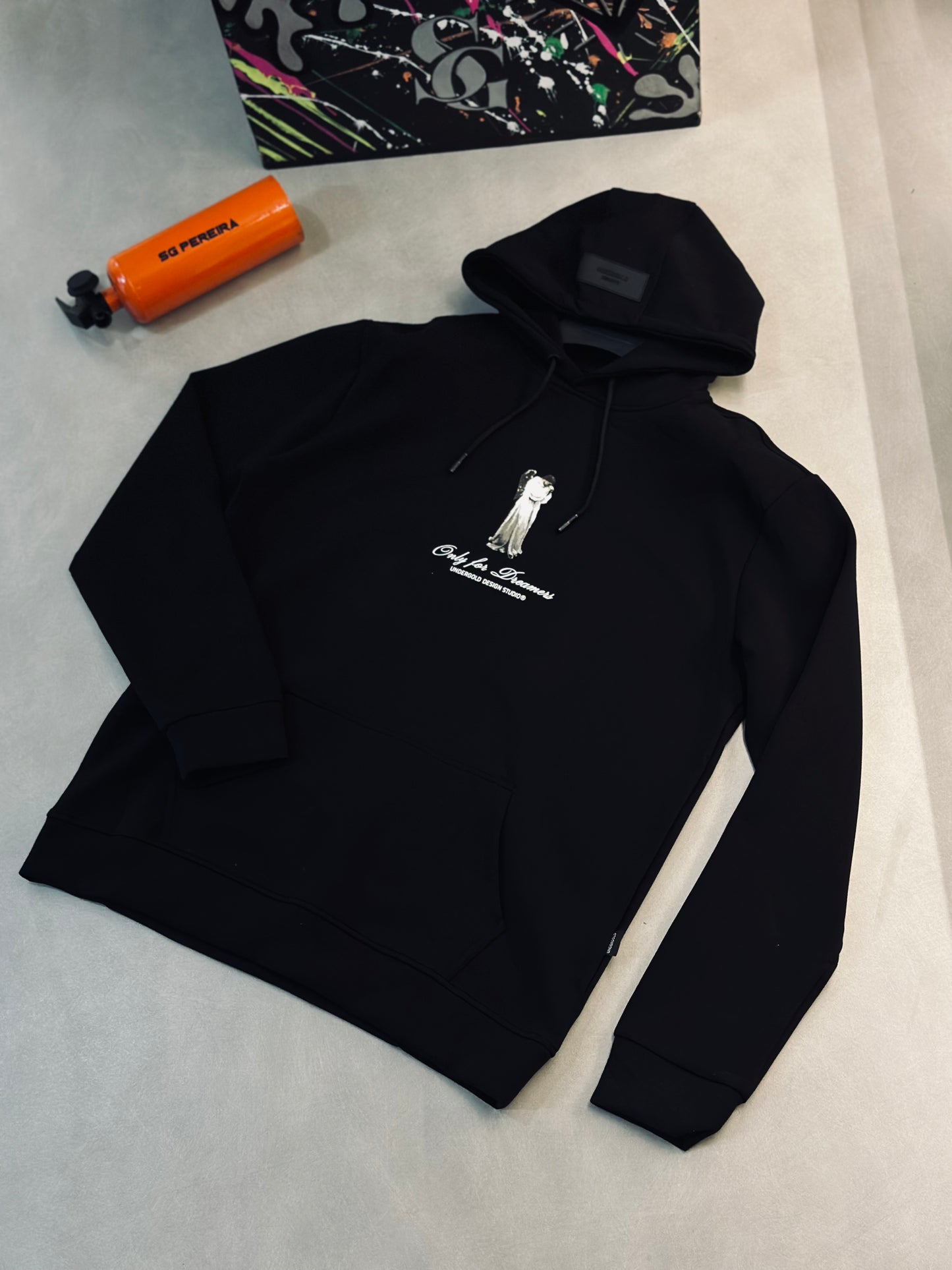 HOODIE UND NEGRO ANGEL