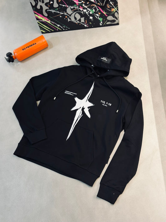 HOODIE UND NEGRA ESTRELLA BLANCA
