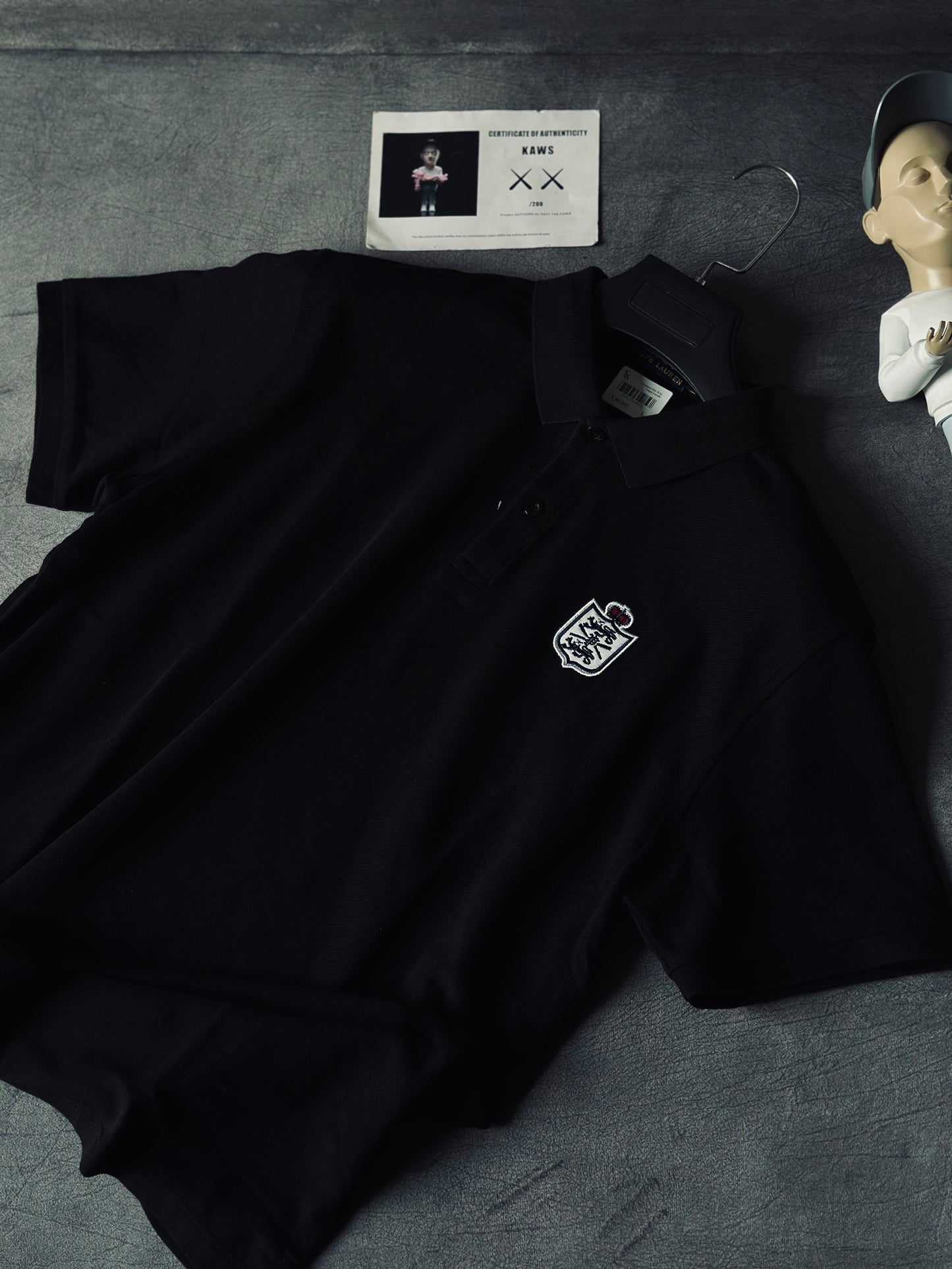 CAMISETA POLO RAL NEGRA ESCUDO