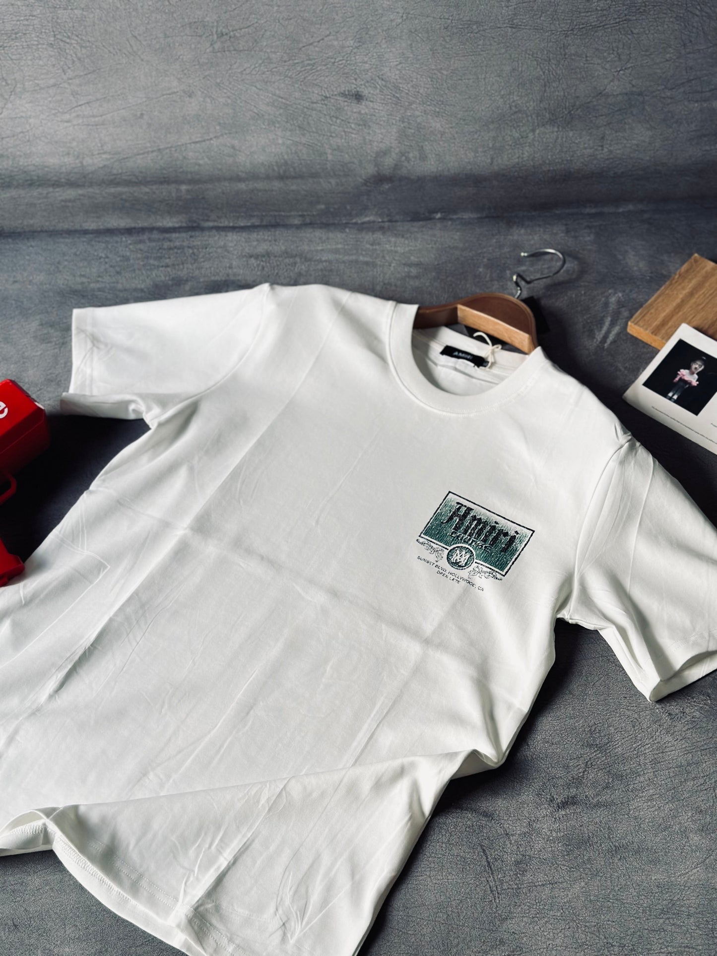 CAMISETA SLIM AMI BLANCA OPEN LATE