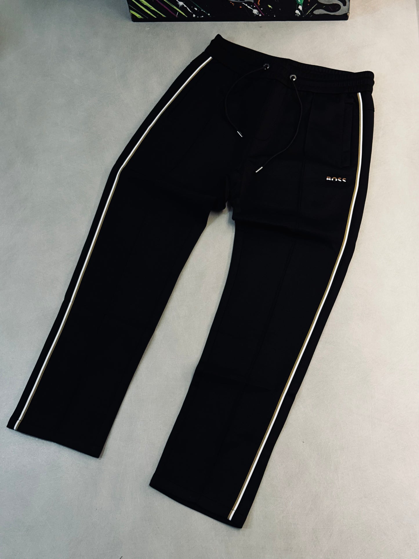 SUDADERA BOS NEGRA BOS 3 COLORES