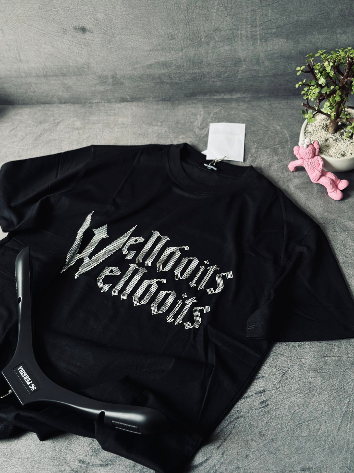 CAMISETA OVERSIZE WE1  NEGRA PIEDRAS