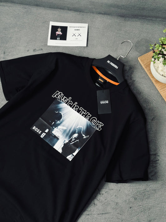 CAMISETA SLIM HUG NEGRA BANDA