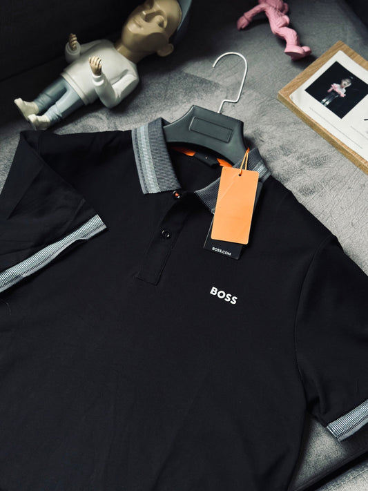 CAMISETA POLO HUG NEGRA CUELLO GRIS