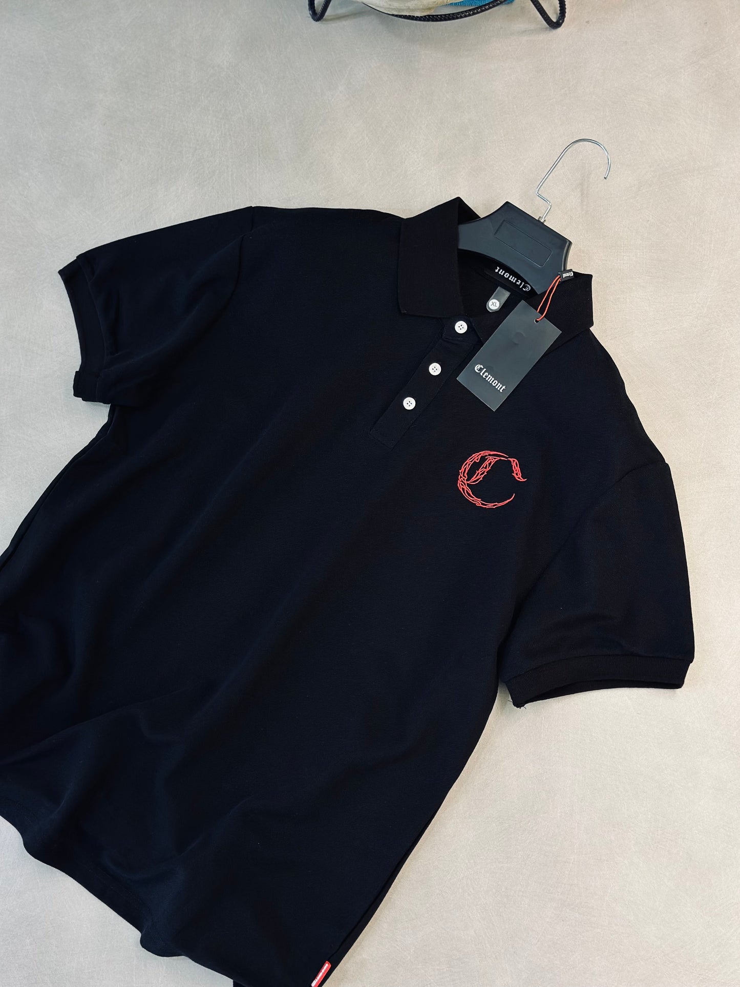 CAMISETA POLO CLE NEGRA C ROJA