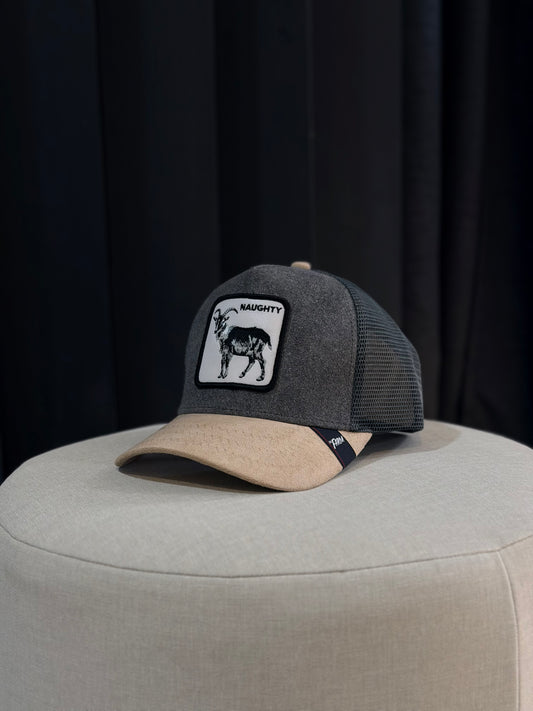 GORRA GOO GRIS GAMUSA CABRA