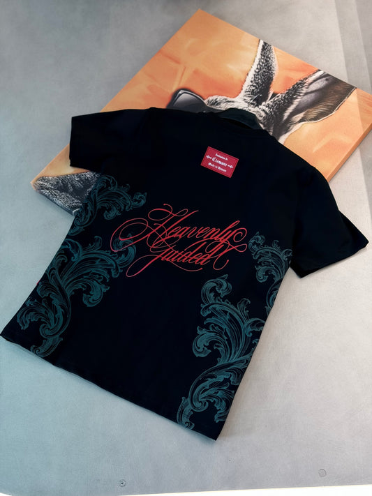 CAMISETA OVERSIZE CLE NEGRA HEAVENLY MARCOS